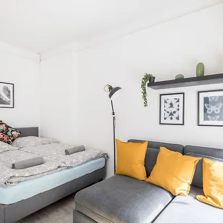 Two Bedroom Apartment And Bathrooms Hamburg Exterior photo